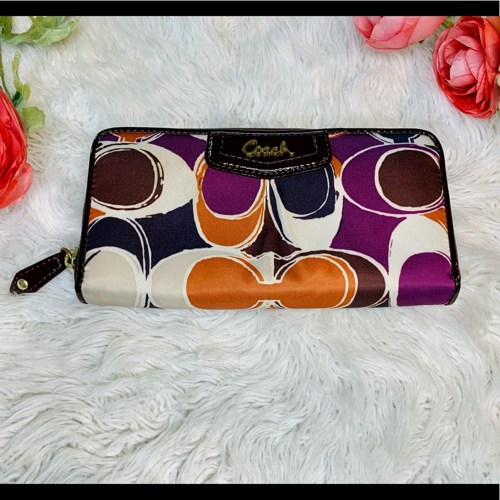 💥SALE TODAY ONLY💥Coach Cloth Signature Wallet